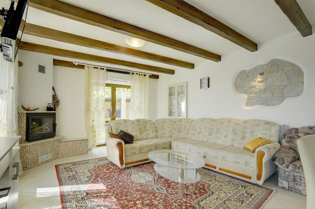 Villa Bella Lupoglav  ภายนอก รูปภาพ